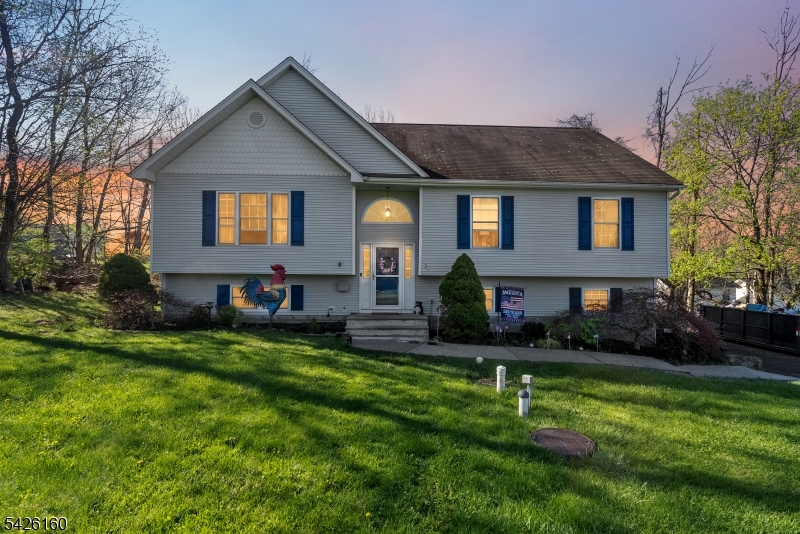 24 Reigler Road West Milford NJ 07421