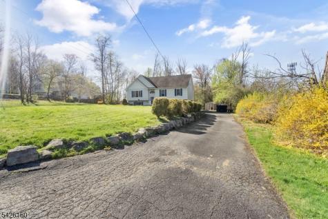 24 Reigler Road West Milford NJ 07421