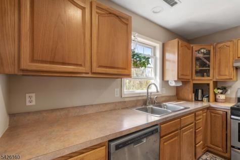 24 Reigler Road West Milford NJ 07421