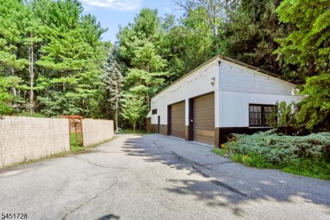 475 West Brook Ringwood NJ 07456