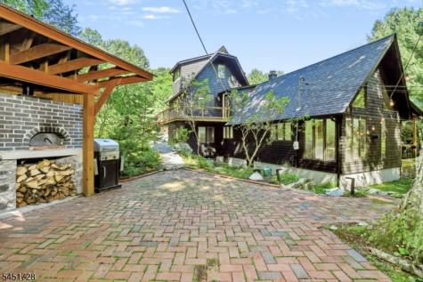 475 West Brook Ringwood NJ 07456