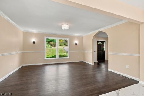 105 Russling Road Independence NJ 07840