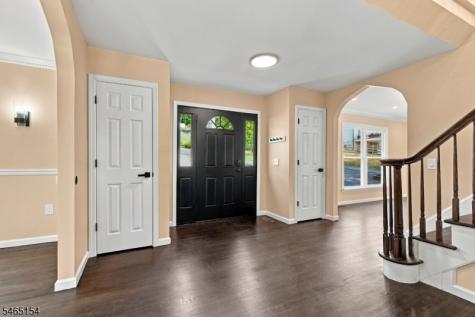 105 Russling Road Independence NJ 07840