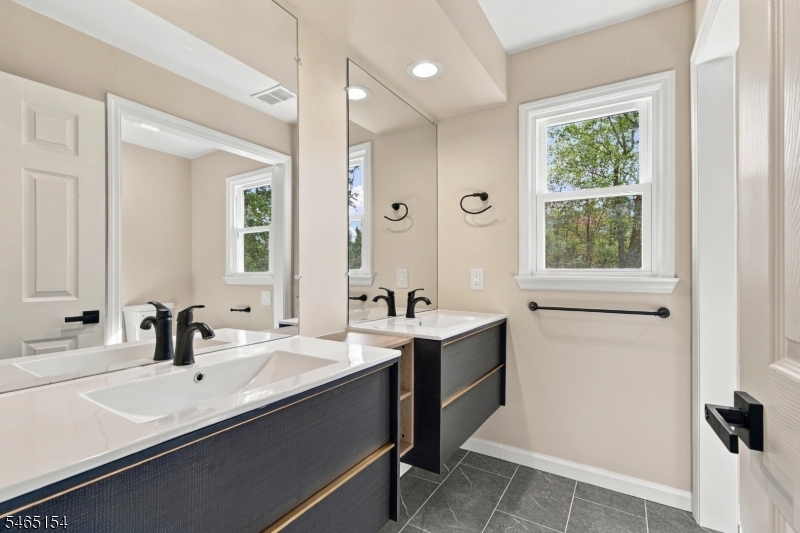 105 Russling Road Independence NJ 07840