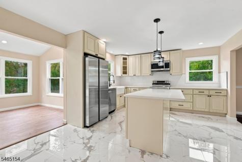 105 Russling Road Independence NJ 07840