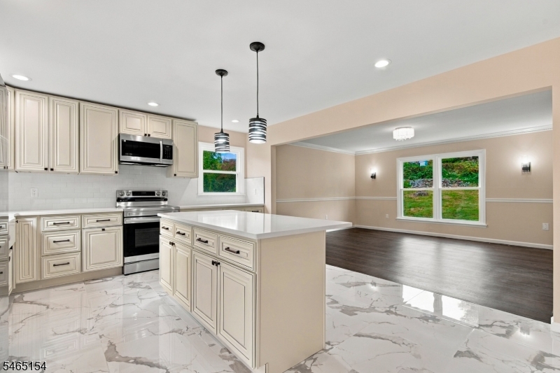 105 Russling Road Independence NJ 07840