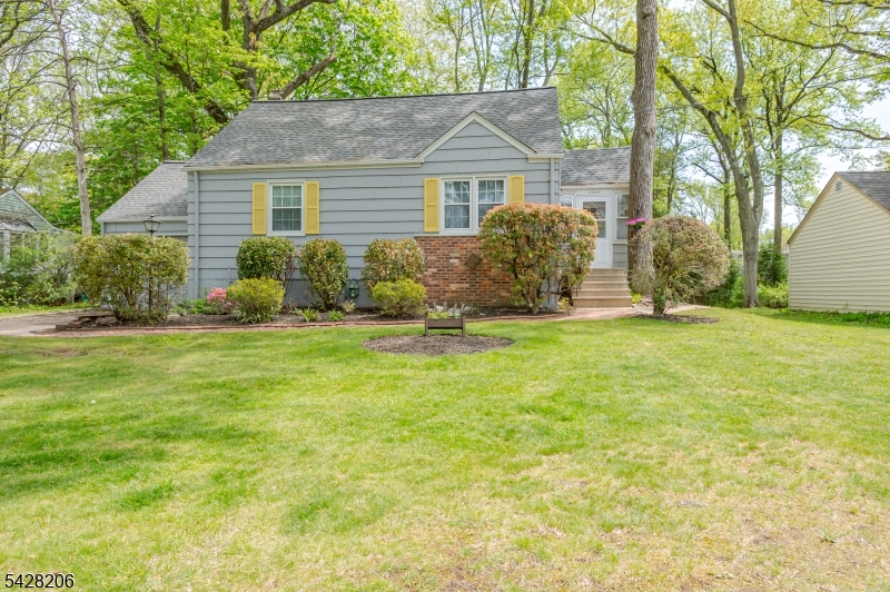 2446 Hill Road Scotch Plains NJ 07076