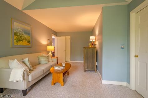 2446 Hill Road Scotch Plains NJ 07076