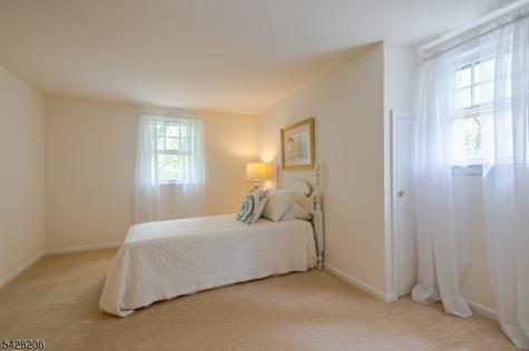 2446 Hill Road Scotch Plains NJ 07076