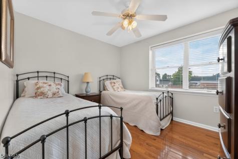 151 S 6th Street Lopatcong NJ 08865