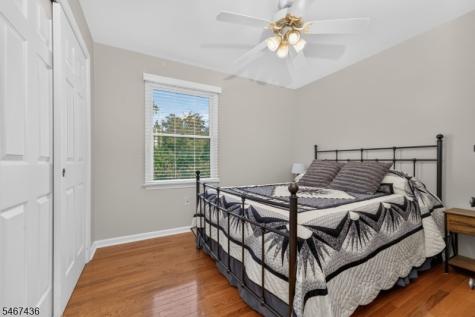 151 S 6th Street Lopatcong NJ 08865