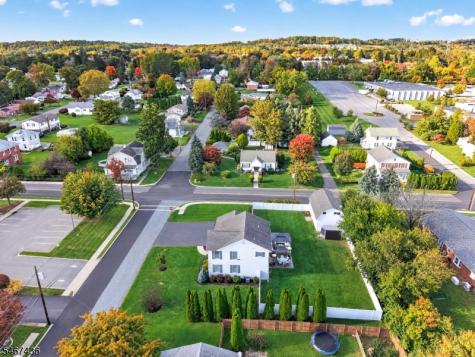 151 S 6th Street Lopatcong NJ 08865