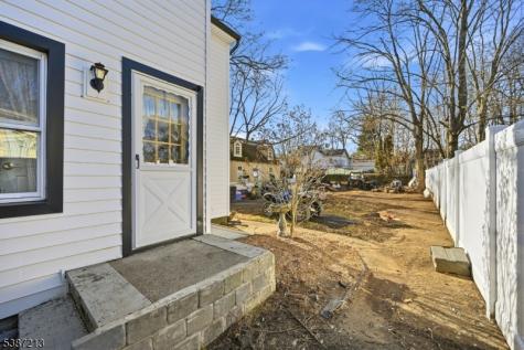5 Storms Place Wanaque NJ 07420