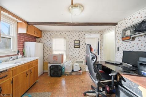 5 Storms Place Wanaque NJ 07420