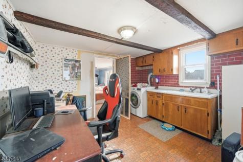 5 Storms Place Wanaque NJ 07420