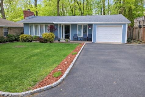 21 Monhegon Avenue Rockaway NJ 07866