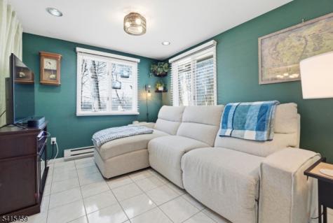 21 Monhegon Avenue Rockaway NJ 07866