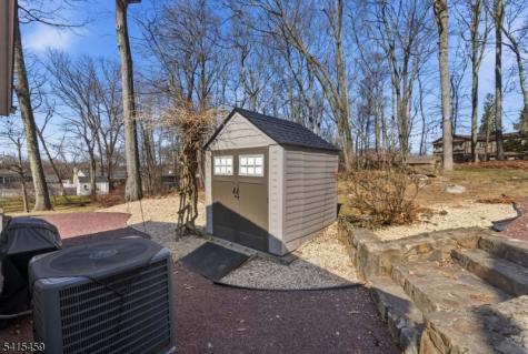 21 Monhegon Avenue Rockaway NJ 07866
