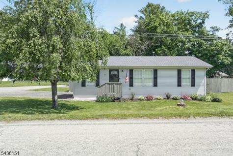 16 Clover Lane Vernon NJ 07418