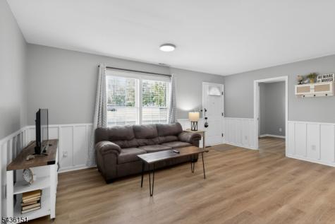 16 Clover Lane Vernon NJ 07418