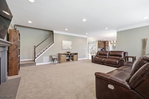 20 Ruggiero Way Mount Olive NJ 07828