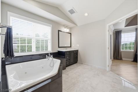 20 Ruggiero Way Mount Olive NJ 07828