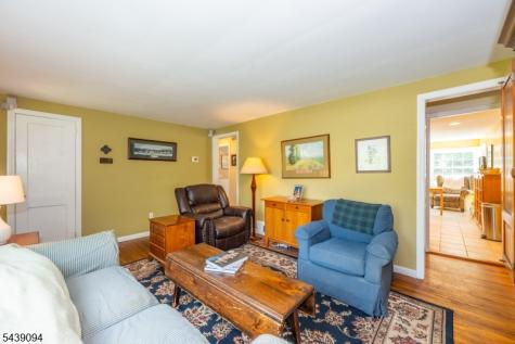 33 Glenview Drive West Orange NJ 07052