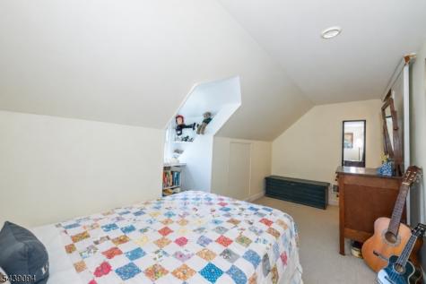 33 Glenview Drive West Orange NJ 07052