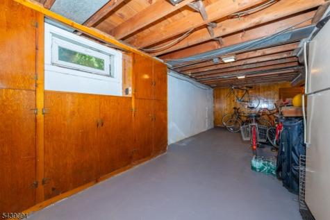 33 Glenview Drive West Orange NJ 07052
