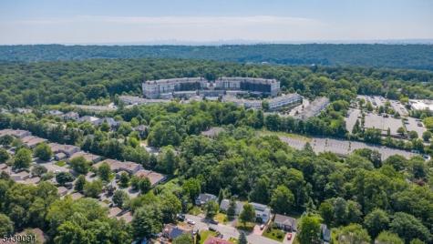 33 Glenview Drive West Orange NJ 07052