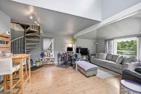 48 Goldfinch Lane West Milford NJ 07421