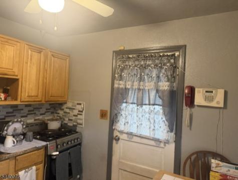 1015 Oak Street Roselle NJ 07203
