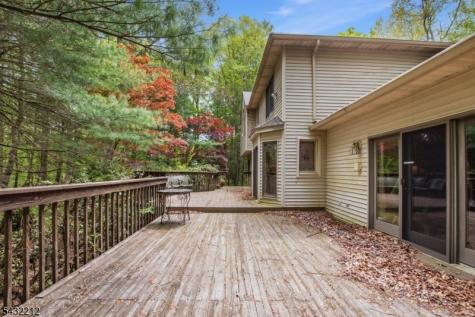 43 Maple Road West Milford NJ 07480
