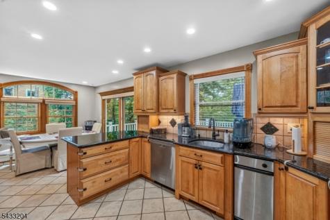 34 Sweetman Lane West Milford NJ 07480