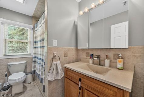 34 Sweetman Lane West Milford NJ 07480