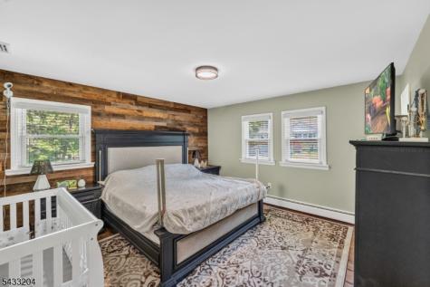 34 Sweetman Lane West Milford NJ 07480