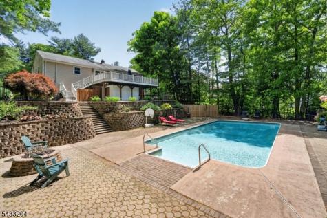 34 Sweetman Lane West Milford NJ 07480