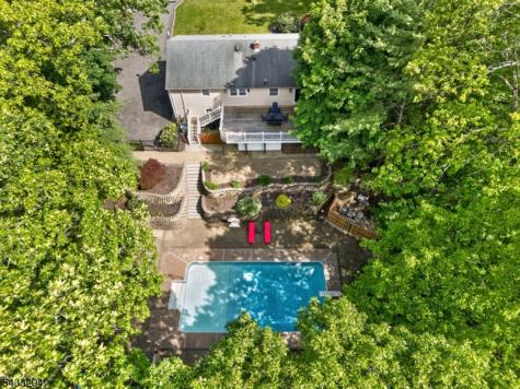 34 Sweetman Lane West Milford NJ 07480