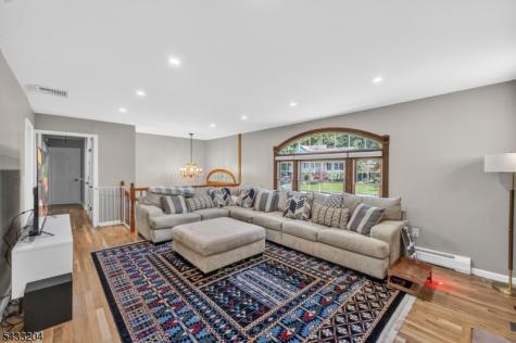 34 Sweetman Lane West Milford NJ 07480
