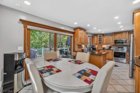 34 Sweetman Lane West Milford NJ 07480