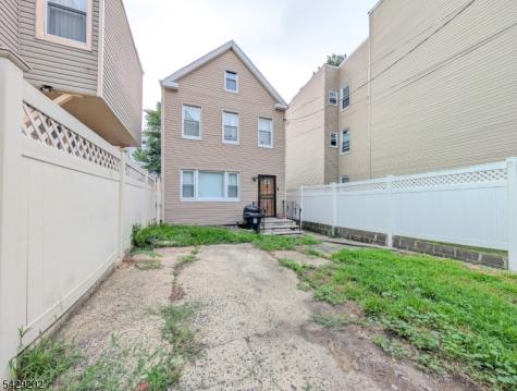 203 Lake Street Newark NJ 07104