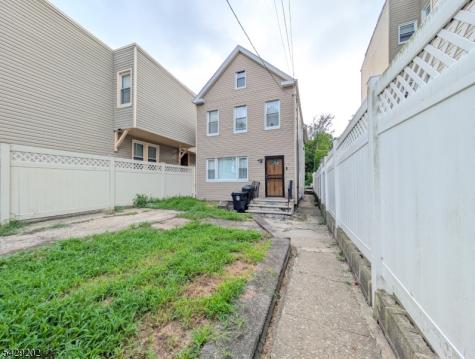 203 Lake Street Newark NJ 07104