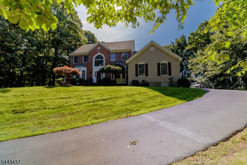 11 Donna Lane Mount Olive NJ 07836