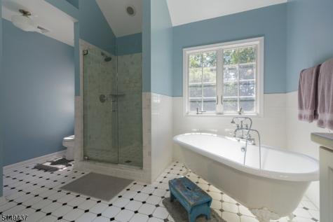 11 Donna Lane Mount Olive NJ 07836