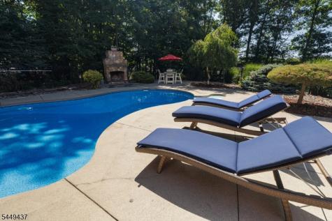 11 Donna Lane Mount Olive NJ 07836