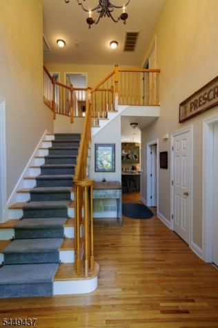11 Donna Lane Mount Olive NJ 07836
