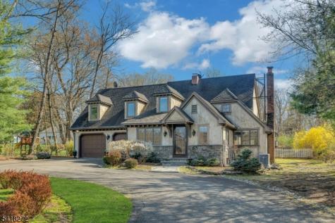 21 Hewlett Road Montville NJ 07082
