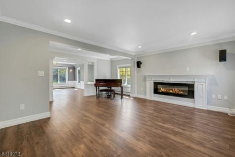 21 Hewlett Road Montville NJ 07082
