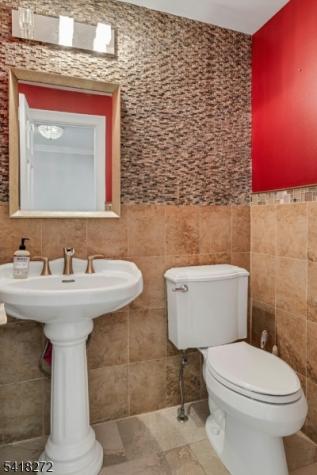 21 Hewlett Road Montville NJ 07082