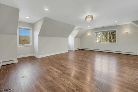 21 Hewlett Road Montville NJ 07082